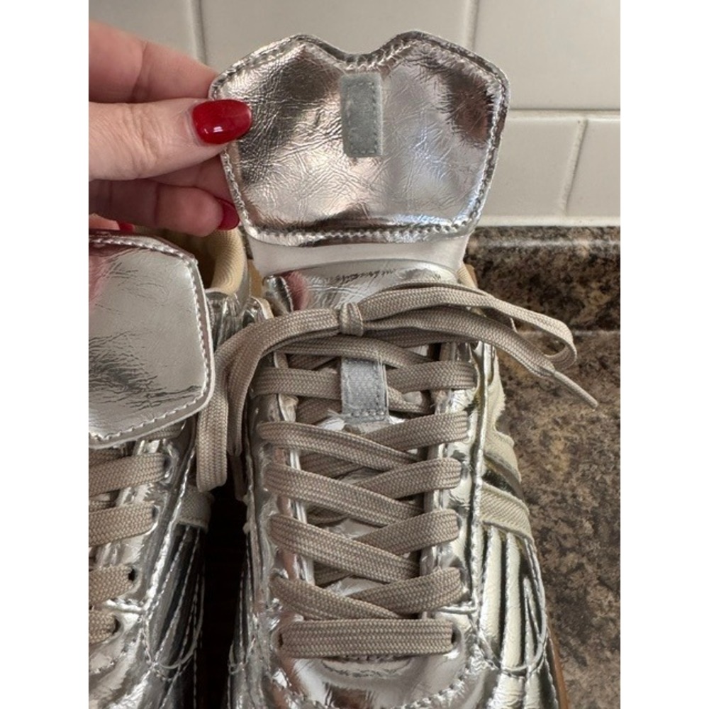 Steve Madden Field Silver Metallic Fold Over Tongue Sneakers Gum Sole Low Top - Picture 12 of 13